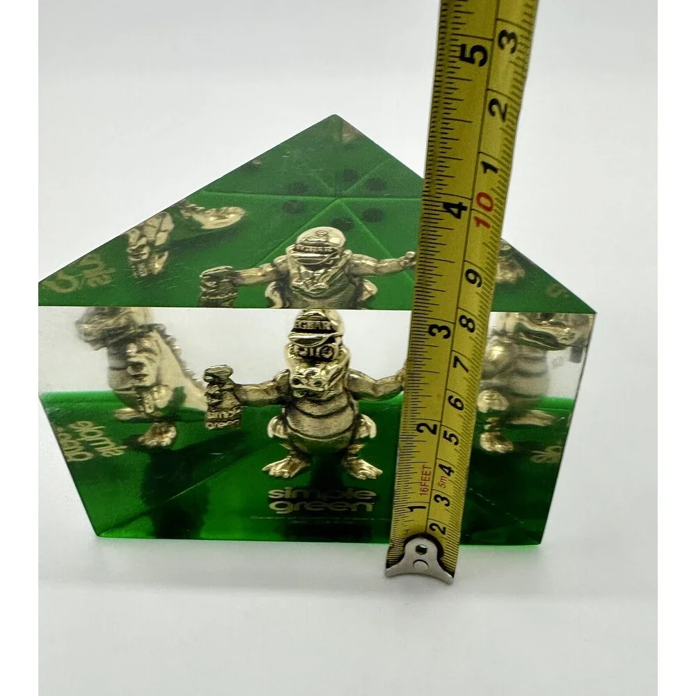 Rare SIMPLE GREEN EGBAR the Alligator Lucite Paperweight Collectible